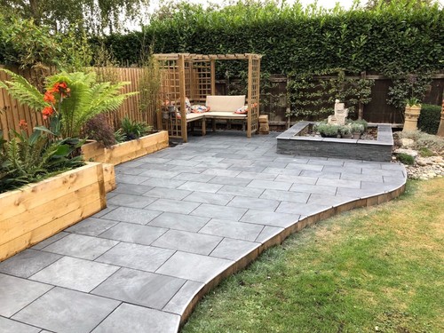 Black brazilian slate paving - black,
